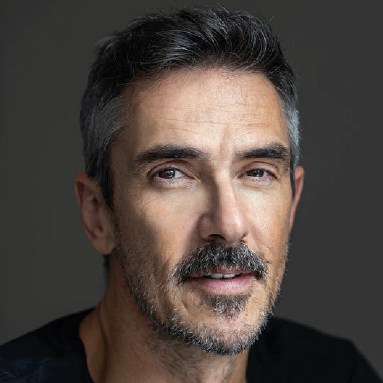 Dr. Miguel Stanley